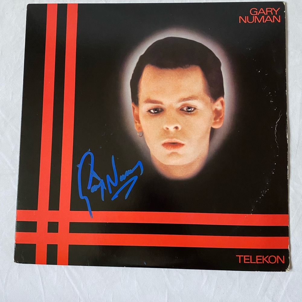 Gary Numan autographed vinyl record telekon Depeche Mode the cure Kraftwerk